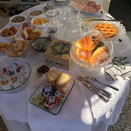 B&B Relais Dell'Angelo Camaiore Exterior foto